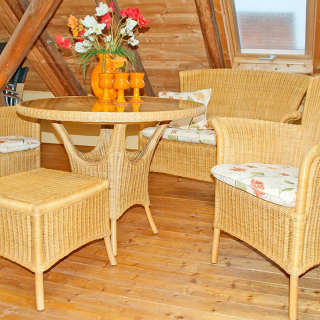 Naturrattan - Set Zweisitzer, Sessel, Hocker, runder Tisch mit Glasauflage , Sitzgruppe naturfarben