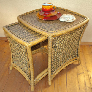 Beistelltisch-Rattan.jpg